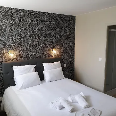 Au Loup Historic Appart hôtel *