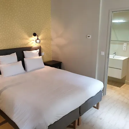 Апарт-отель Au Loup Historic 3*