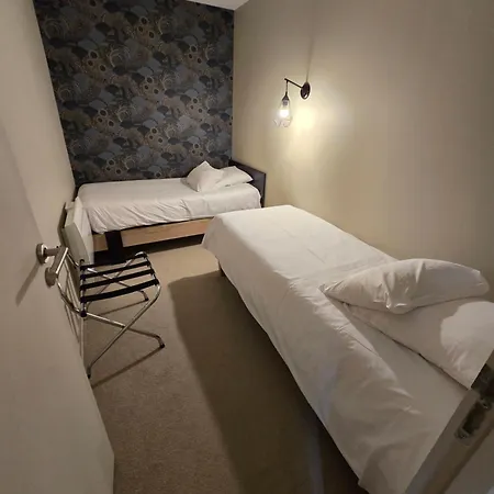 Au Loup Historic Апарт-отель