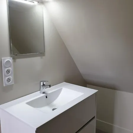 Au Loup Historic 3* Bayeux