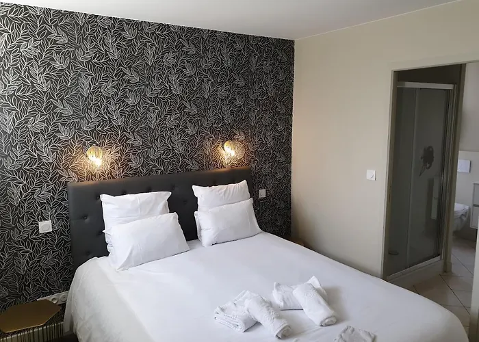 Au Loup Historic Lejlighedshotel 3*