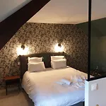 Appart hôtel Au Loup Historic 3*