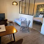Au Loup Historic 3*