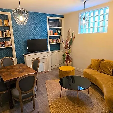 Appart hôtel Au Loup Historic 4*