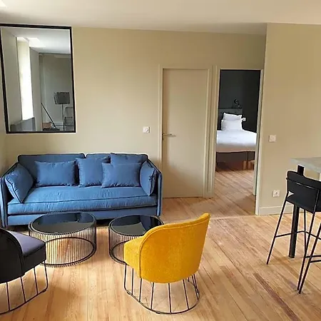 Au Loup Historic 4*