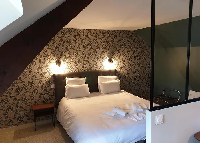 Aparthotel Au Loup Historic 3*