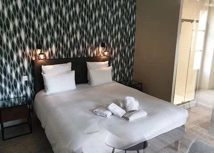 Aparthotel Au Loup Historic 3*