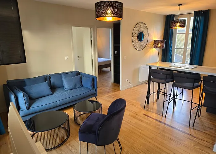 Au Loup Historic 3* Bayeux